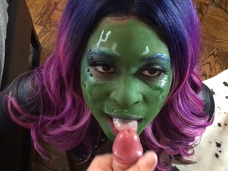 Gamora Gags On Quill’s Pecker :