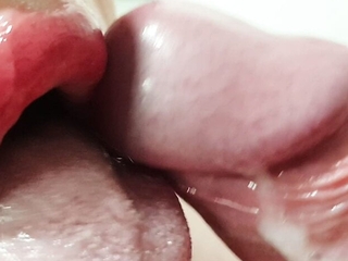 Amazing Close-Up blowjob! Big in the air