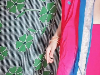 Formerly larboard saree pahani hu bhabhi