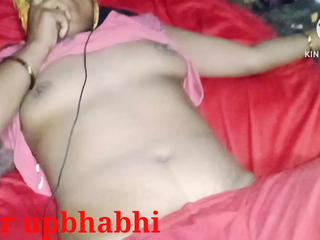 Desi indian bhabhi ne vacant land chus