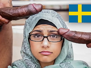 MIA KHALIFA - Min pojkvän låter mig