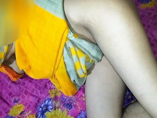 Desi bhabhi ki chudayi devar ne bhabhi